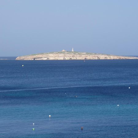 The Sea Across The Road - Flat 4 Apartman San Pawl il-Baħar Kültér fotó